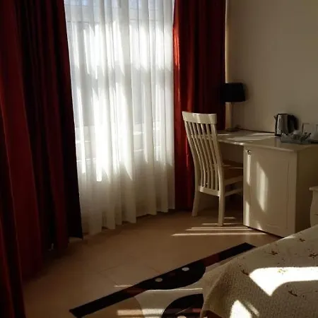 Florentina Hotell 3*
